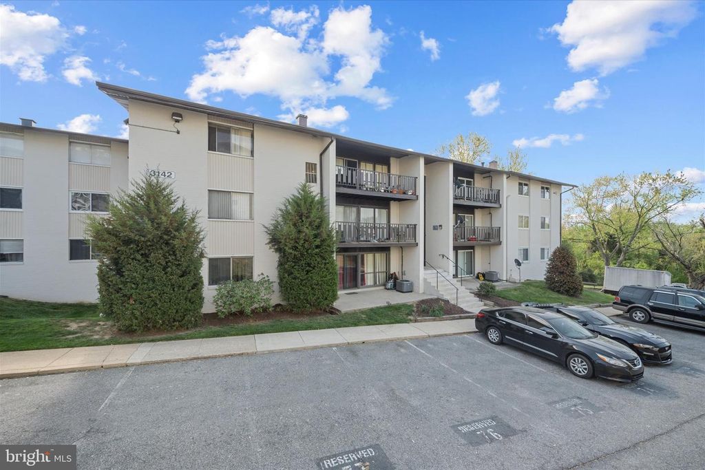 Image 2 of property listing at 3142 BRINKLEY RD #6T-3, Temple Hills, MD 20748