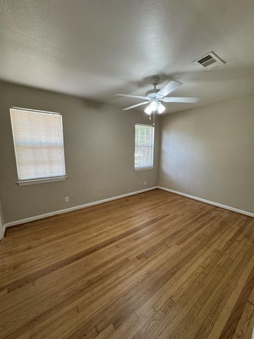 216 Gale Street, Houston, TX 77009