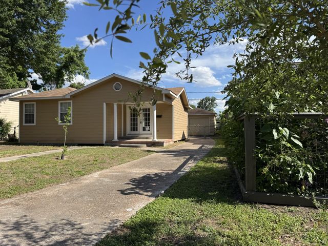 216 Gale Street, Houston, TX 77009