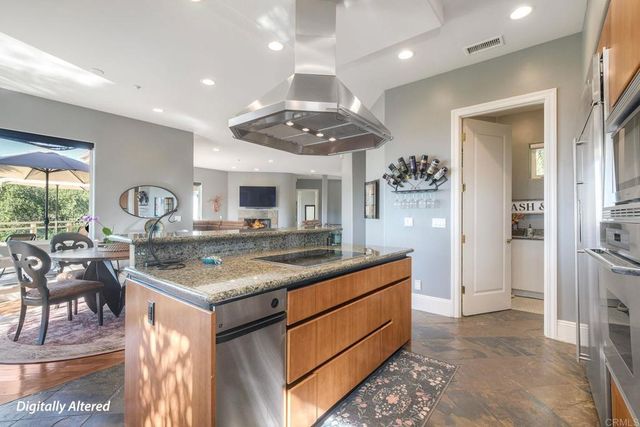 28521 Gladstone Court, Escondido, CA 92026