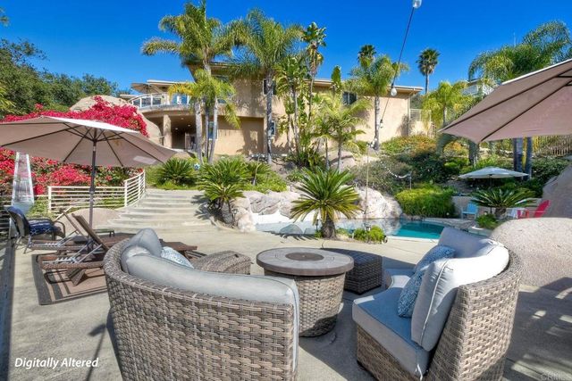 28521 Gladstone Court, Escondido, CA 92026