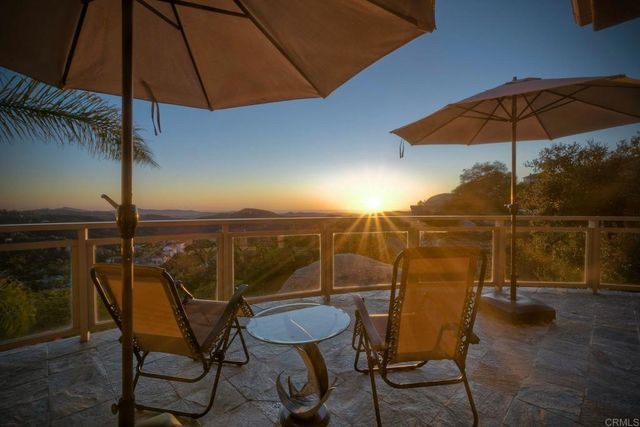 28521 Gladstone Court, Escondido, CA 92026