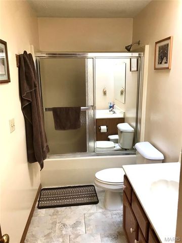 1325 2nd Street, Portage Des Sioux, MO 63373