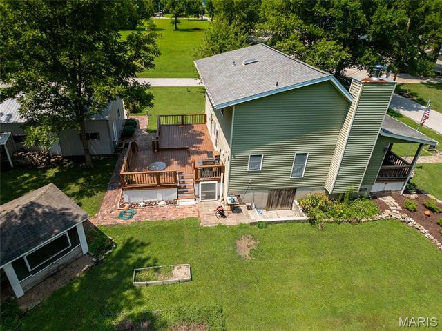 1325 2nd Street, Portage Des Sioux, MO 63373