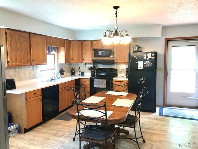 1325 2nd Street, Portage Des Sioux, MO 63373
