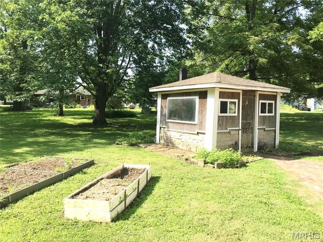 1325 2nd Street, Portage Des Sioux, MO 63373