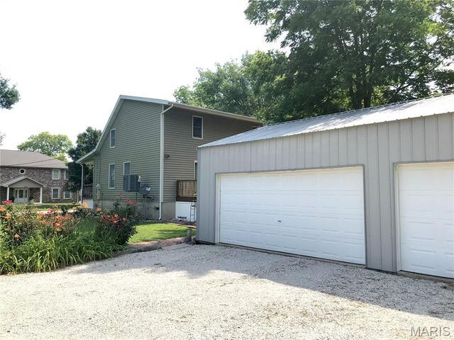 1325 2nd Street, Portage Des Sioux, MO 63373