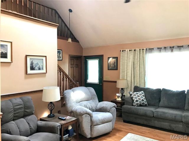 1325 2nd Street, Portage Des Sioux, MO 63373