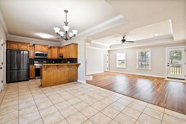 5315 Dew Trail, Bauxite, AR 72011