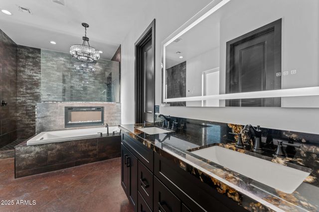 22227 W DIXILETA Drive, Wittmann, AZ 85361