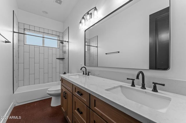 22227 W DIXILETA Drive, Wittmann, AZ 85361