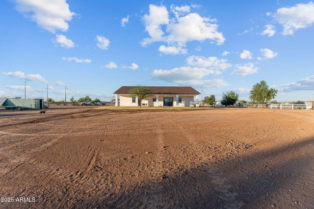 22227 W DIXILETA Drive, Wittmann, AZ 85361