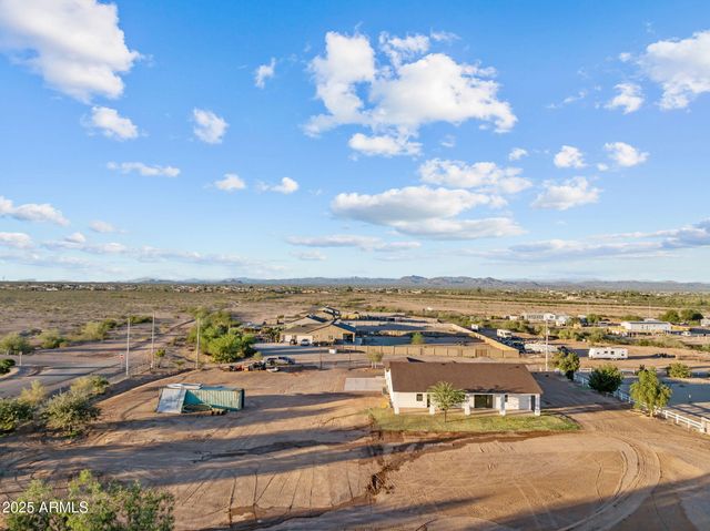 22227 W DIXILETA Drive, Wittmann, AZ 85361