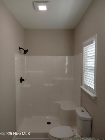 525 Vineland Drive, Whiteville, NC 28472