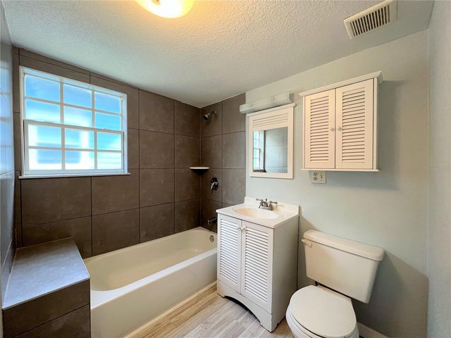 2318 W ARCH STREET, Tampa, FL 33607