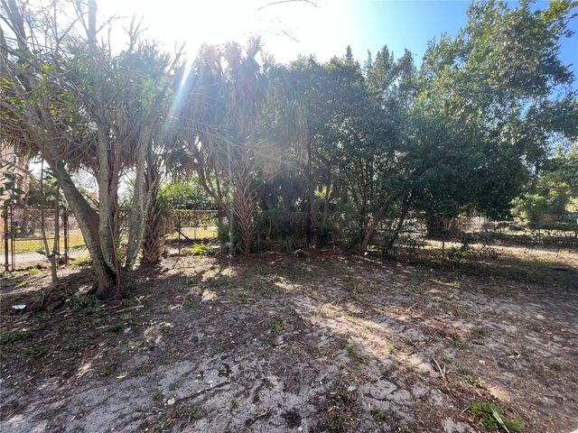 2318 W ARCH STREET, Tampa, FL 33607