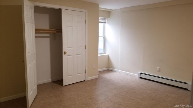 27 Inwood Avenue, Selden, NY 11784