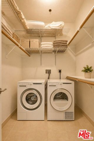 585 N Rossmore Avenue 209, Los Angeles, CA 90004