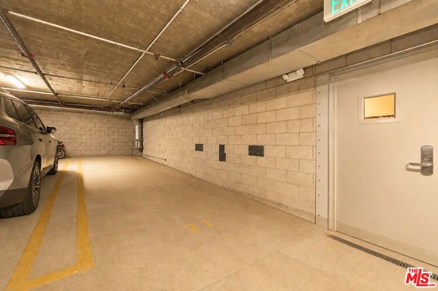585 N Rossmore Avenue 209, Los Angeles, CA 90004