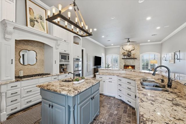 165 Dove Creek Road, Argyle, TX 76226