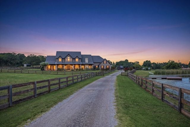 165 Dove Creek Road, Argyle, TX 76226
