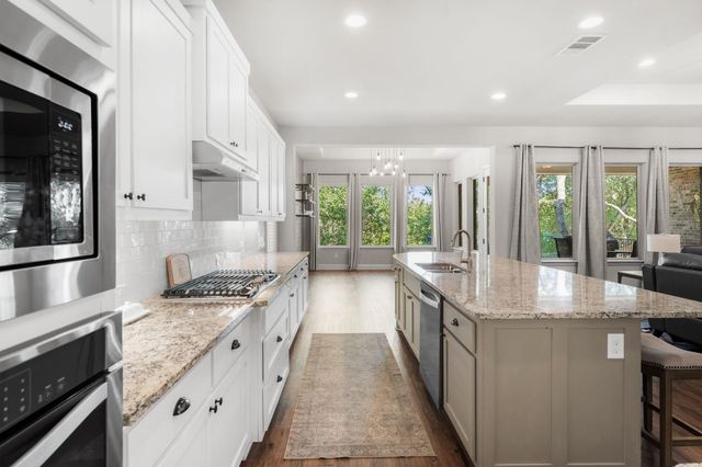 140 Lake Rim CIR, Georgetown, TX 78633