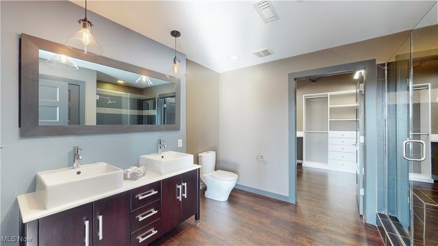 21 Furnace Street 607, Akron, OH 44308