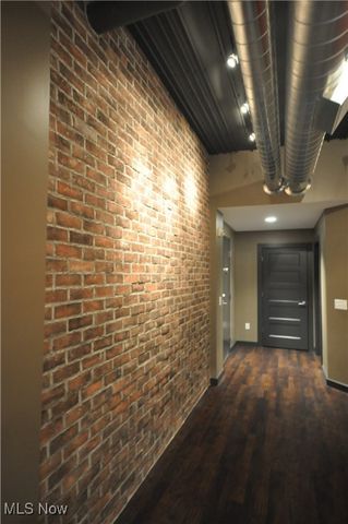 21 Furnace Street 607, Akron, OH 44308