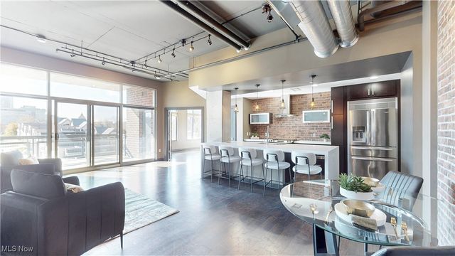 21 Furnace Street 607, Akron, OH 44308