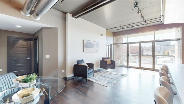 21 Furnace Street 607, Akron, OH 44308