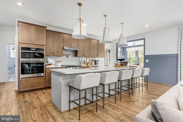 2215 MATTHEW LN, Fredericksburg, VA 22405
