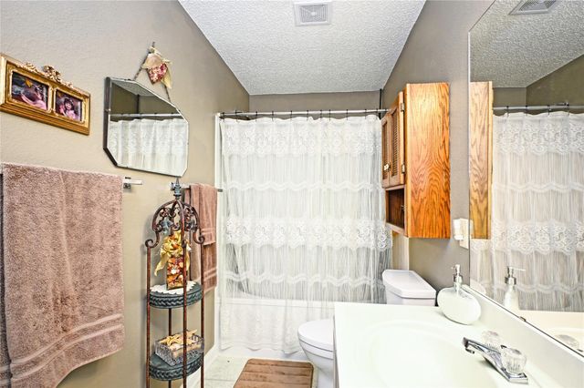 762 PINEHURST DR DR, New Braunfels, TX 78130