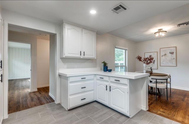 1323 Engle Avenue, Dallas, TX 75224
