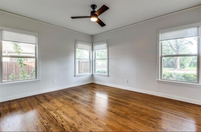 1323 Engle Avenue, Dallas, TX 75224