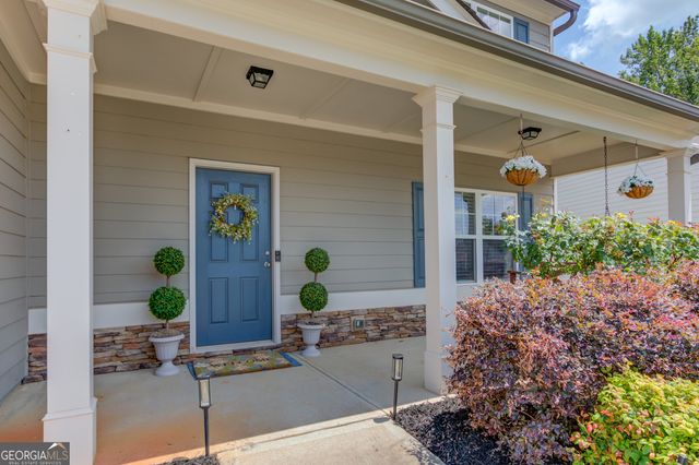 1429 Washington Rose Avenue, Hoschton, GA 30548