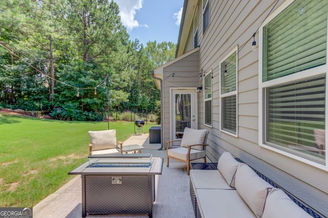 1429 Washington Rose Avenue, Hoschton, GA 30548