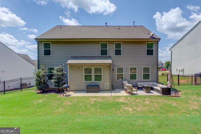 1429 Washington Rose Avenue, Hoschton, GA 30548