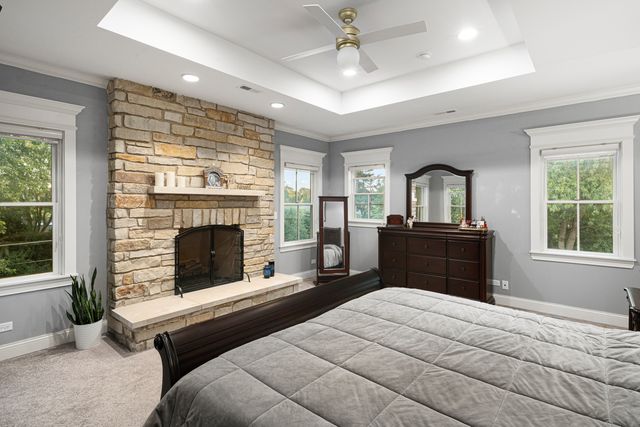 326 E Central Road, Arlington Heights, IL 60005