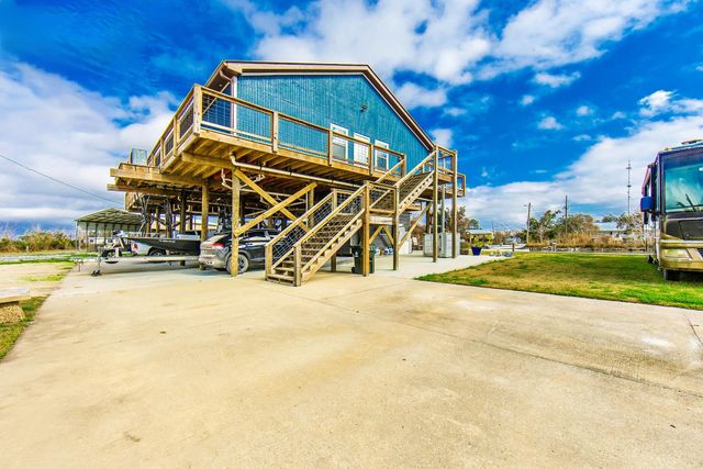 2501 Brady Rd, Theriot, LA 70397