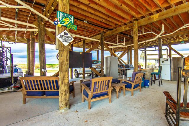 2501 Brady Rd, Theriot, LA 70397