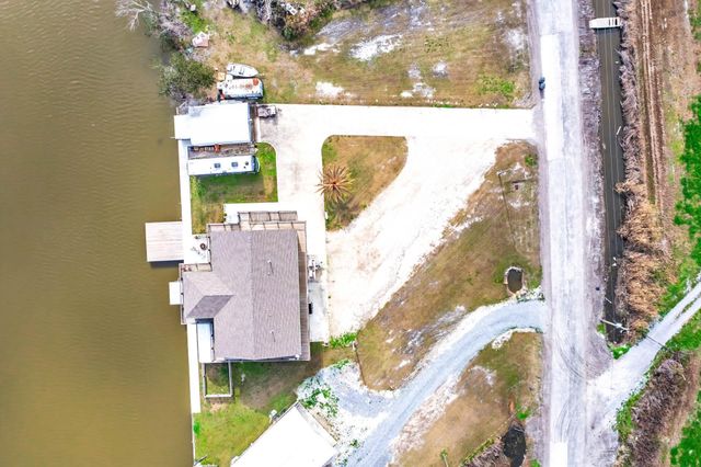 2501 Brady Rd, Theriot, LA 70397