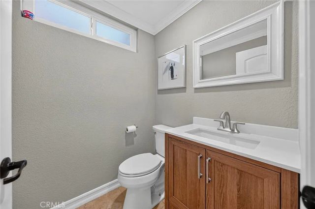 1307 Eltham, Fullerton, CA 92833