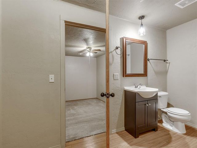 704 N Madison Avenue, Blanchard, OK 73010