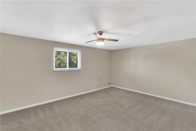 1903 Anna Ave, West Mifflin, PA 15122