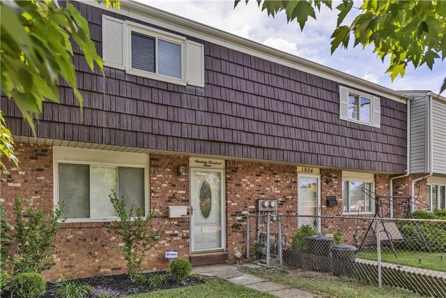 1903 Anna Ave, West Mifflin, PA 15122