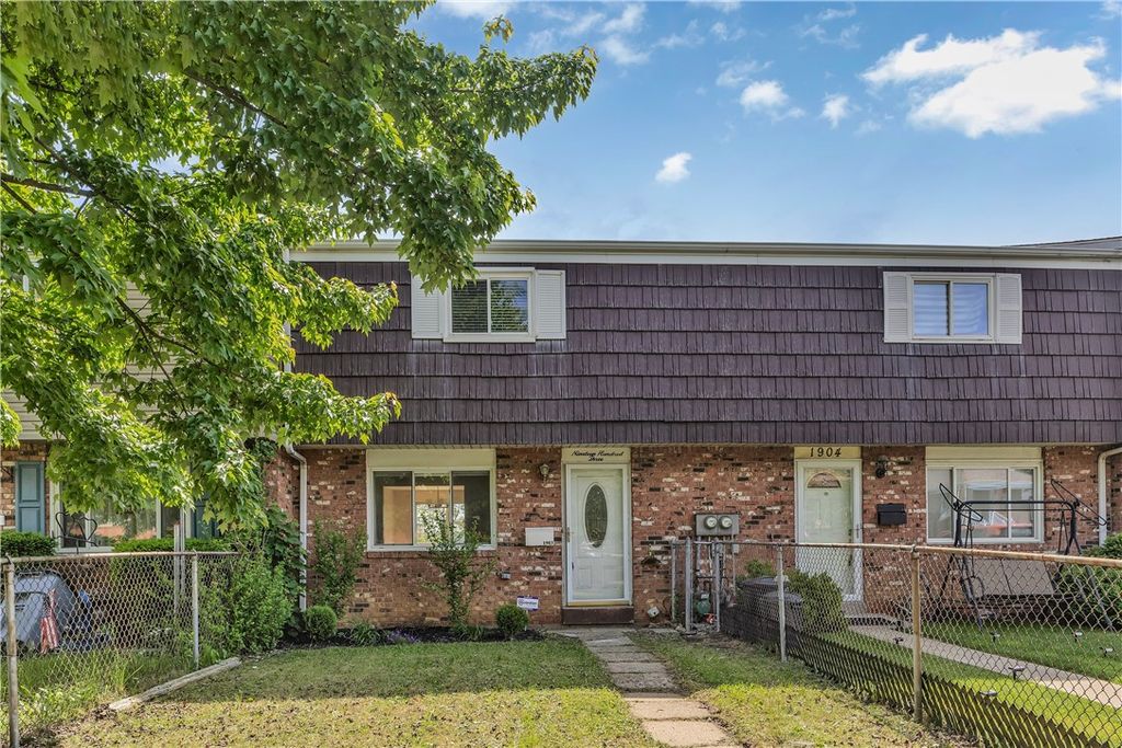 1903 Anna Ave, West Mifflin, PA 15122