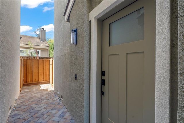 188 W Rincon Avenue, Campbell, CA 95008