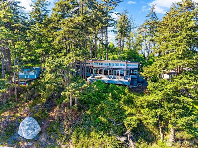 12 Eliza Island, Bellingham, WA 98226
