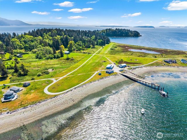12 Eliza Island, Bellingham, WA 98226