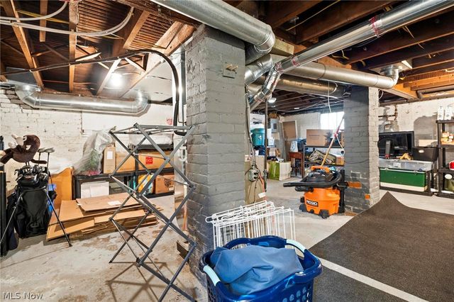 1379 Westlake Avenue, Lakewood, OH 44107